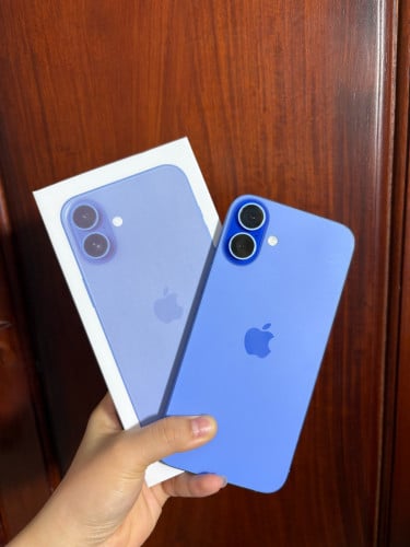 iPhone 16 blus free មួយ set