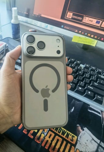 IPhone 16 pro max ពណ៍ខ្មៅ  bypass wifi