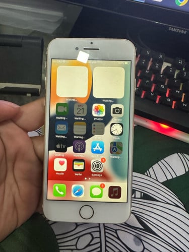 IPhone 7 ស្ទើរតួរតិច