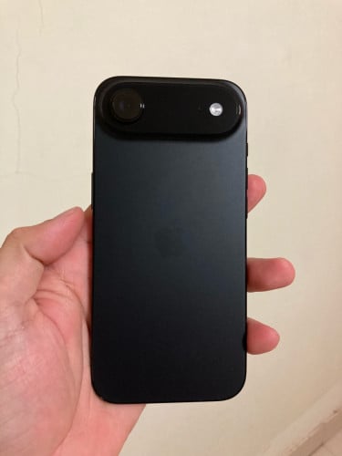 iPhone Air  99% (តម្លៃដាច់)