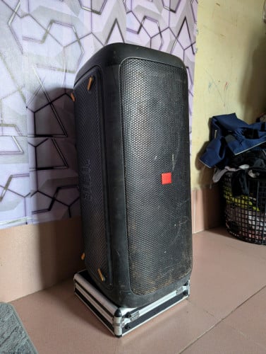 JBL Partybox 300 ទៅតែសំបក សំឡេងណែនថ្មកាន់