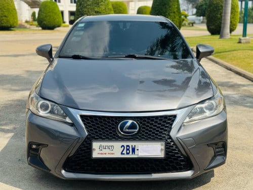 LEXUS CT 200h 012 F-Sport zin