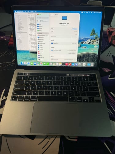 Macbook Pro M2