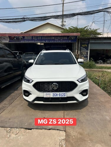 MG ZS 2025 ១ម៉ឺនគីឡូ ម្ចាស់ទិញថ្មីខ្លាញ់គោ
