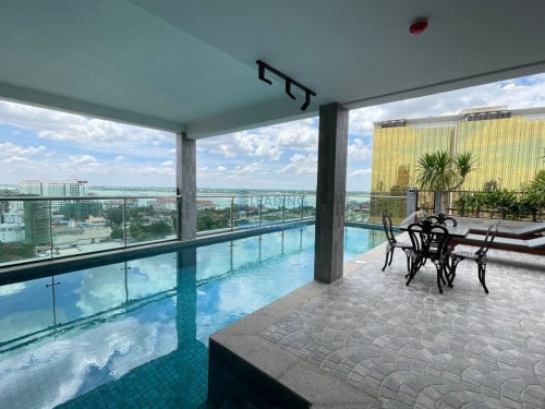 N325 | Luxury 2 Bedrooms Apartment with Gym and Pool Near Naga World