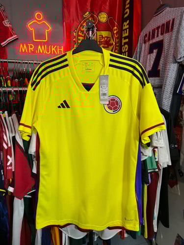 Original Columbia 2022 home kit