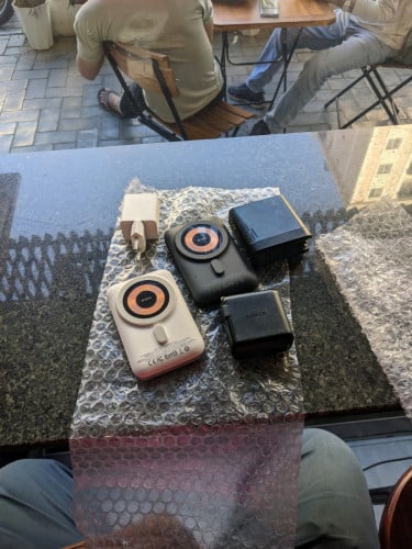 Power bank និងក្បាលដុំសុីនធូរៗទីតាំង2004