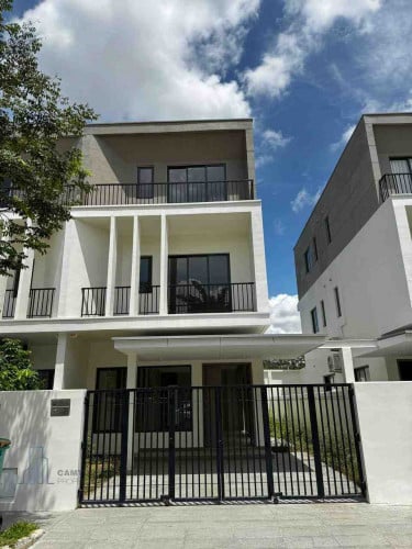 Spacial Offer-4 Bedroom Villa For Sale In Borey Chankiri Is Ready To Move In.