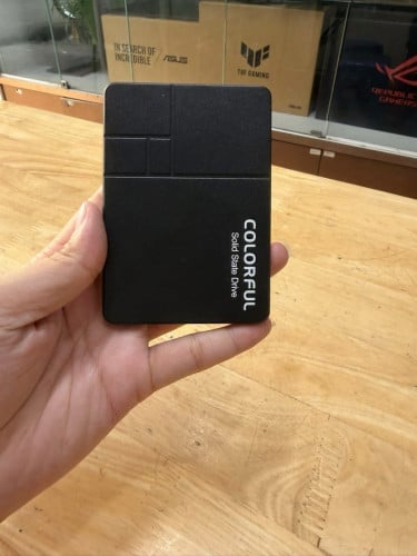 SSD 512GB Brand Colorful មួយទឹក សុខភាព 100% មានមួយដើមបងៗ មានធានារយះពេល1អាទិត្យ 📩