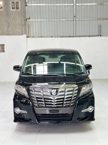 TOYOTA ALPHARD ឆ្នាំ2015 អូតូ3 ទ្វារ កាត់យកលក់បន្តរបាន តម្លៃដុំៗ