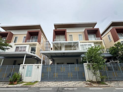 Twin Villa for rent at Borey Orkide 6A