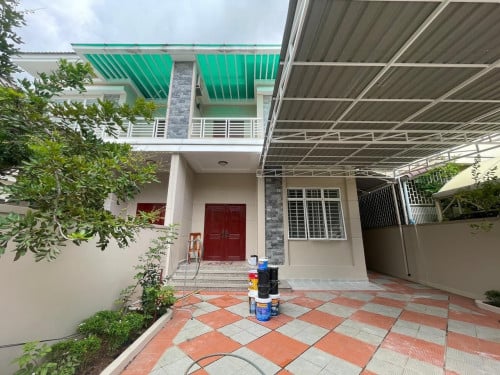 Twin Villa for rent very urgent