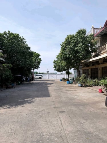 ផ្ទះលក់, ចាចារបាន