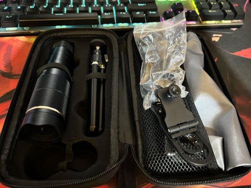 ឡេនសម្រាប់ថតសត្វល្អិតតាមទូរសព្ទ