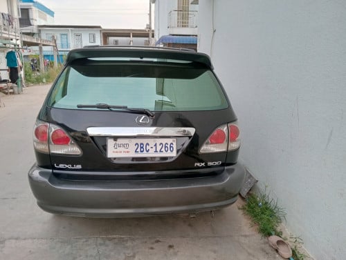 លក់ឡានផ្ទាល់ខ្លួន