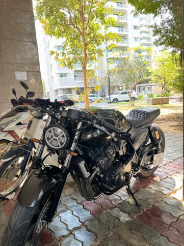 លក់ម៉ូតូធំបន្ទាន់ CB400cc