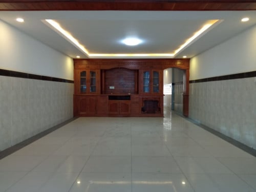 ផ្ទះសម្រាប់លក់ ឬជួល