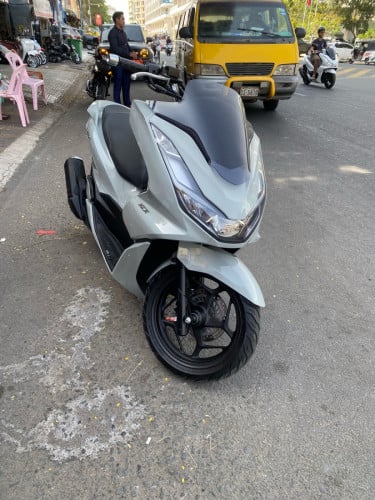 ម៉ូតូលក់