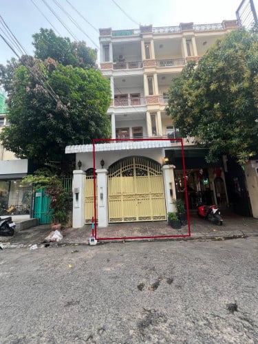 ផ្ទះអាជីវកម្មសម្រាប់ជួលនៅទួលទំពូង(ទីតាំងល្អ)