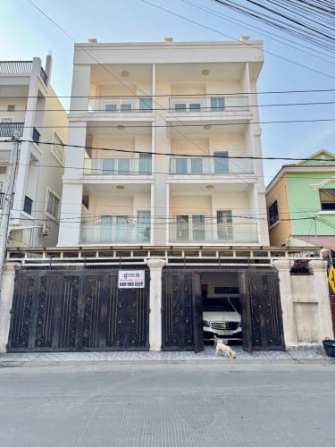 ផ្ទះល្វែង2 សំរាប់លក់( ម្ចាស់ផ្ទាល់)  ទីតាំងល្អក្បែរផ្សារឈូកមាស