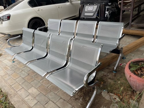 កៅអីរង់ចាំ