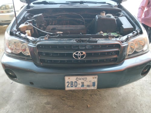 ឡានលក់បន្ទាន់  03V4 ប៉ុង១ឡានស្អាតអត់បុកអត់ប៉ះ