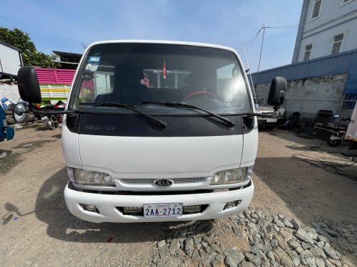 ប្រុនធា1តោនកន្លះឆ្នាំ02ប៉ុងធំ