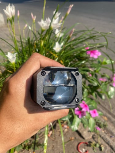 គុជកាត់បន្ទាត់1គ្រាប់តម្លៃ21$ថ្មី មានតា2គ្រាប់ទេ មានហ្វាមានកូត led ចាប់ក្រៅ50watt