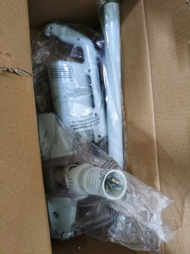 ម៉ាសុីនបូមធូលី ថ្មី 100%