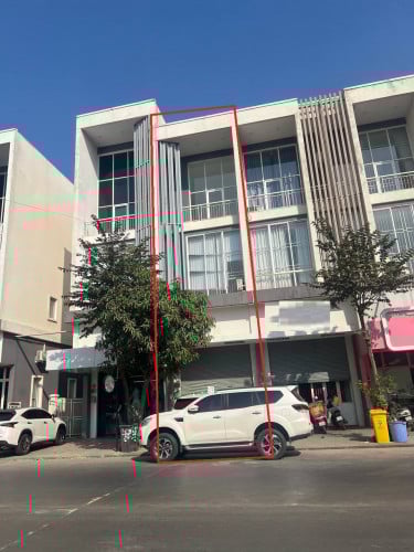 ផ្ទះល្វែងសម្រាប់ជួលនៅបុរី ពិភពថ្មី ជិតអ៊ីអន2