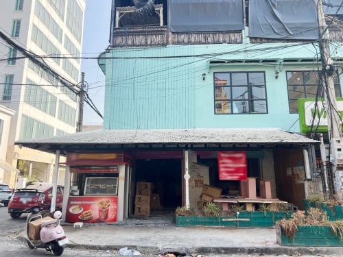 ផ្ទះលើផ្លូវកែងសំរាប់ជួលនៅបឹងកេងកង2