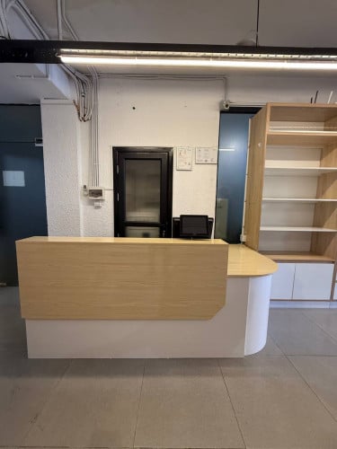 ទូសម្រាប់លក់ តម្លៃ $45 បណ្ដោយ2ម៉ែត.ទទឹង60សង់ទីម៉ែត.កំពស់75សង់ទីម៉ែត