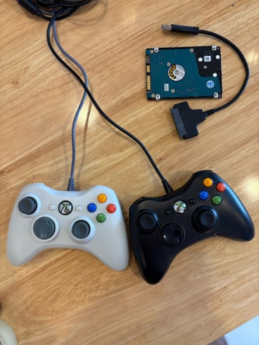 មាន​ 6 ម៉ឺន​ game, PlayStation, Game ដាក់​កាក​អោយដៃ Game 2 , HD 1, Speaker 1