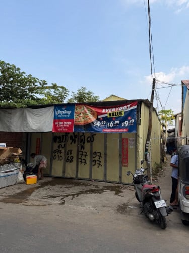 មានឃ្លាំងជួលនៅជិតពេទ្យលោកសង្ឃ 6m*22m