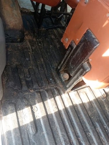 ឡានលក់ តម្លៃ75 ចរចា