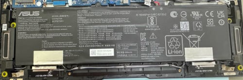 ថ្ម Asus Zenbook នៅថ្មី កាន់ល្អ (លក់មកពីLaptopខូចBoardហើយ)