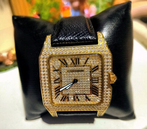 នាឡិកា Cartier ម៉ាស៊ីនជប៉ុន ដាំពេជ្រ ជប៉ុន