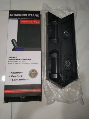 កង្ហាត្រជាក់ និងជើងទ្រក្បាលហ្គេម PS4