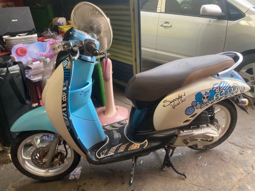 លក់ម៉ូតូម៉ាសុីនតាន់ Scoopy i 2012