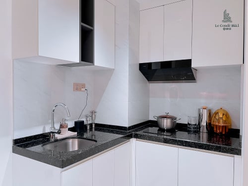 🏢 Smart 1BR Living in the Heart of BKK1 – Le Condé