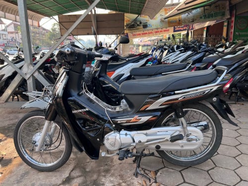 1790$ honda dream 2020