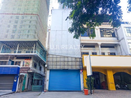 1Flat(E0-E2) in BKK1 area for rent