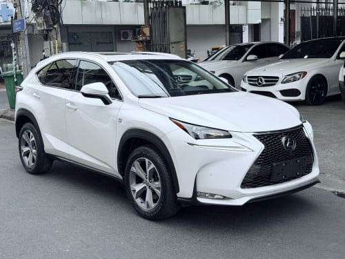2017 LEXUS NX 200t Luxury 4ប៉ូតុង (ក្រដាសពន្ធ)