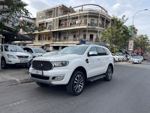 FORD EVEREST ឆ្នាំ021 ថ្មី