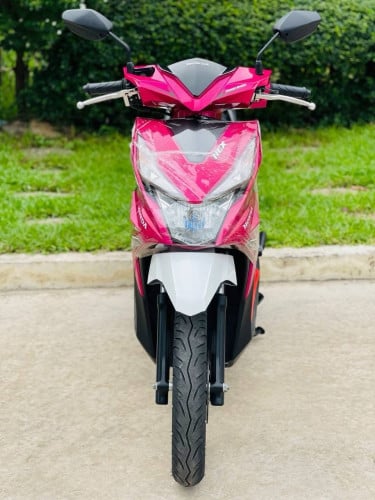 Honda Beat 019 ក្រុមហ៊ុន ម៉ាសុីនតាន់ហាប់នែនស្ងាត់ជិះស្រួលស្ទុះមិនលាន់មិនហុយមានពន្ធកាតគ្រឺ