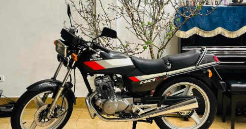 HONDA CB125T
