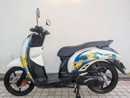 Honda Scoopy