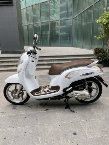 Honda scoopy 2020