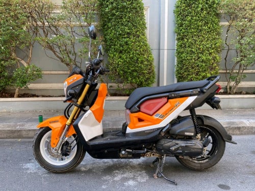 Honda Zoomer x