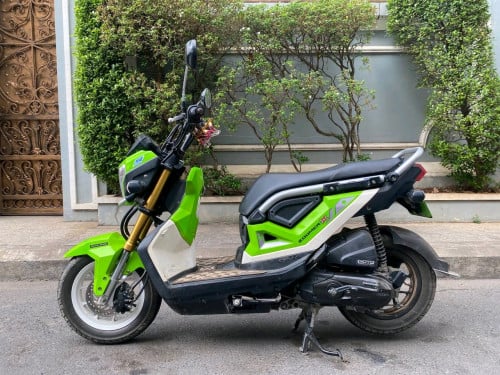 Honda zoomer x